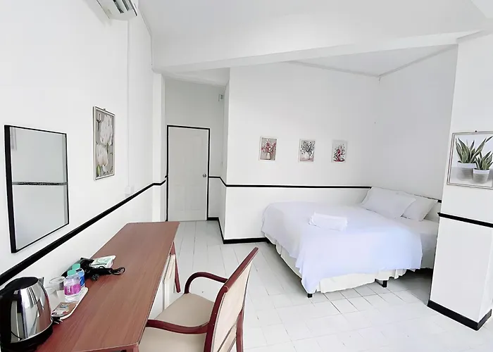 Go Wat Trai Mit - Mrt Hua Lamphong Apartment Bangkok